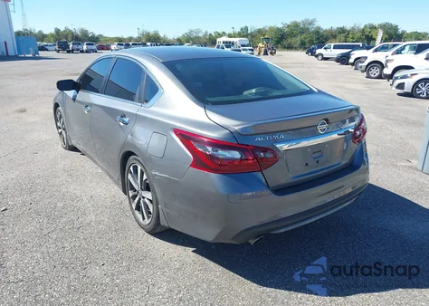 2017 Nissan Altima 2.5 Sr from USA, damaged, VIN 1N4AL3AP2HC479692